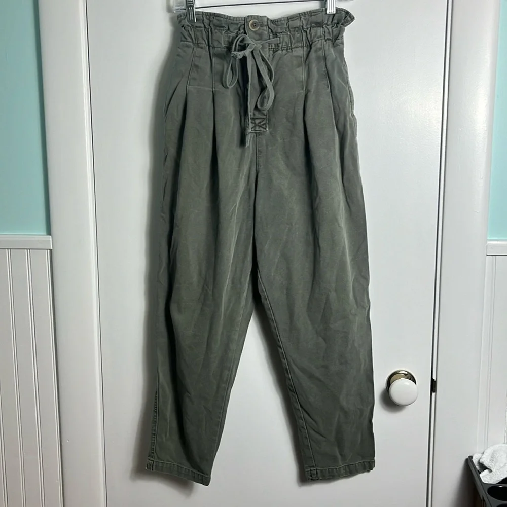 Free People Margate Pleated High‎ Waist Paper Bag Boho Trouser Sugar Kelp Green